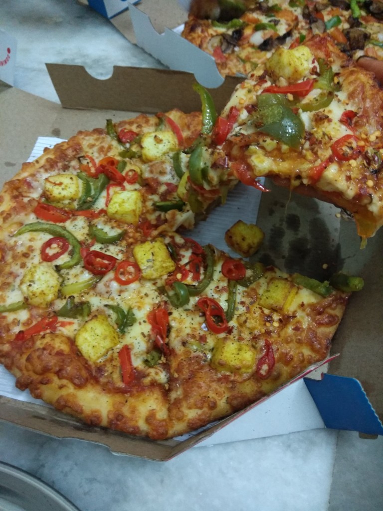 #AllNewDominos_8